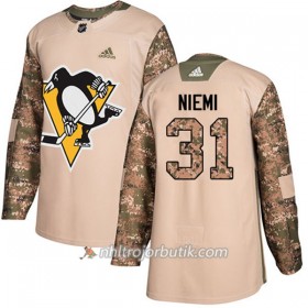 Män Ishockey Pittsburgh Penguins Tröja Antti Niemi 31 Adidas 2017-2018 Camo Veterans Day Practice Authentic